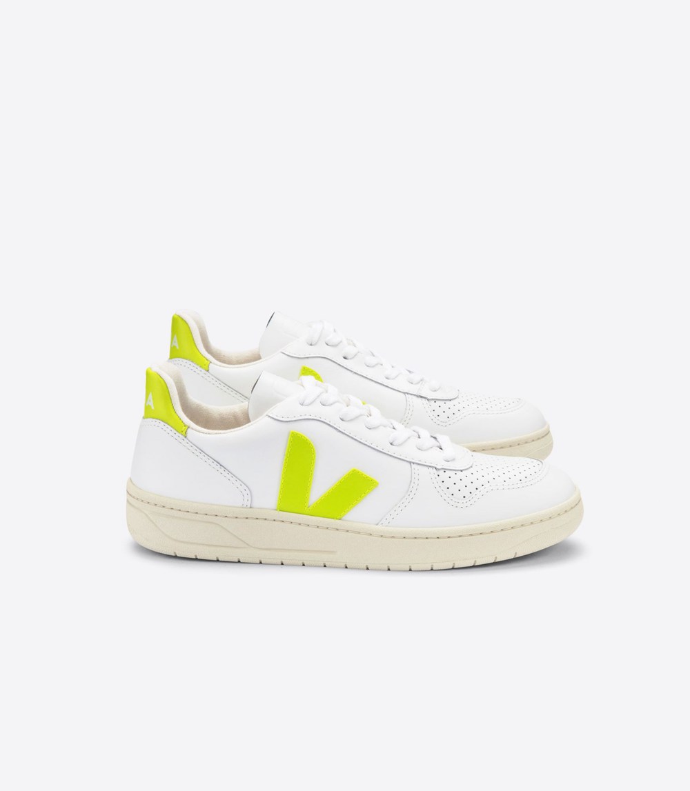 Veja Sneakers Mens - V-10 Leather - White - 4739MXUSD